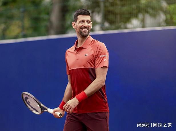 形成了鲜明 形成了鲜明