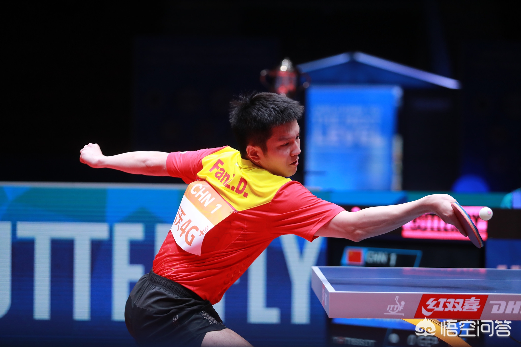 让人摸不着 让人摸不着