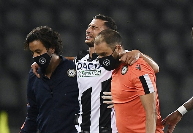 肋部低平球 肋部低平球